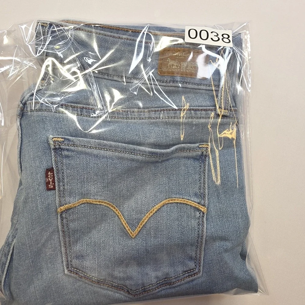 Levi's 711 Skinny Jeans Womens 27x30 Light Wash Stretch Denim Mid Rise